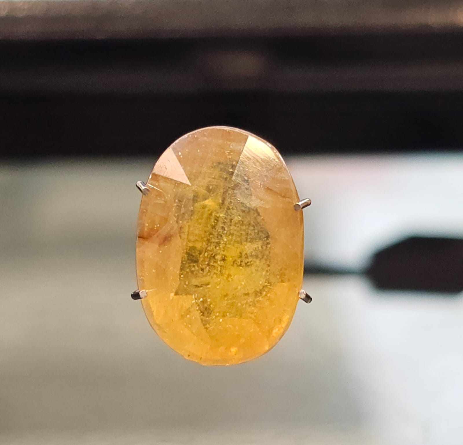 YELLOW SAPPHIRE