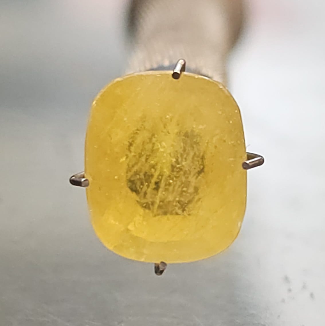 YELLOW SAPPHIRE BANGKOK